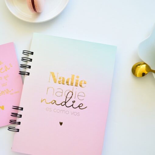 Cuadernos A5 | Tapa dura | "Nadie es como vos"