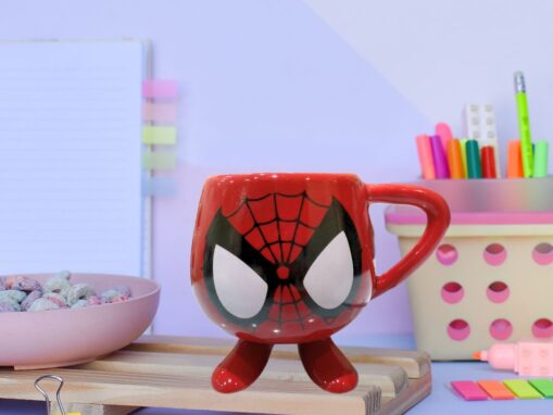 Taza Spiderman patitas