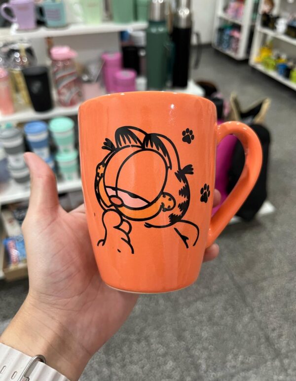 Taza Garfield