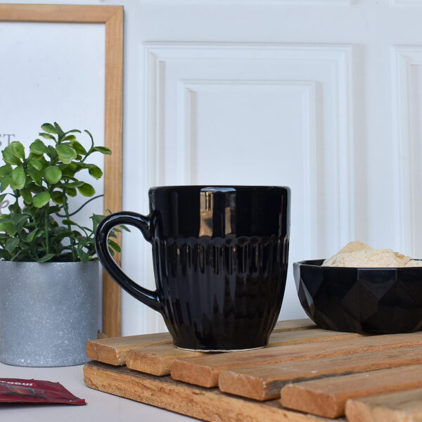 Taza Canela Negra