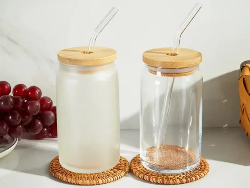 VASO DE VIDRIO CON SORBETE Y TAPA BAMBU