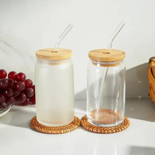 VASO DE VIDRIO CON SORBETE Y TAPA BAMBU