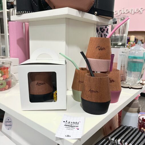 Mate de madera en caja + bon o bon