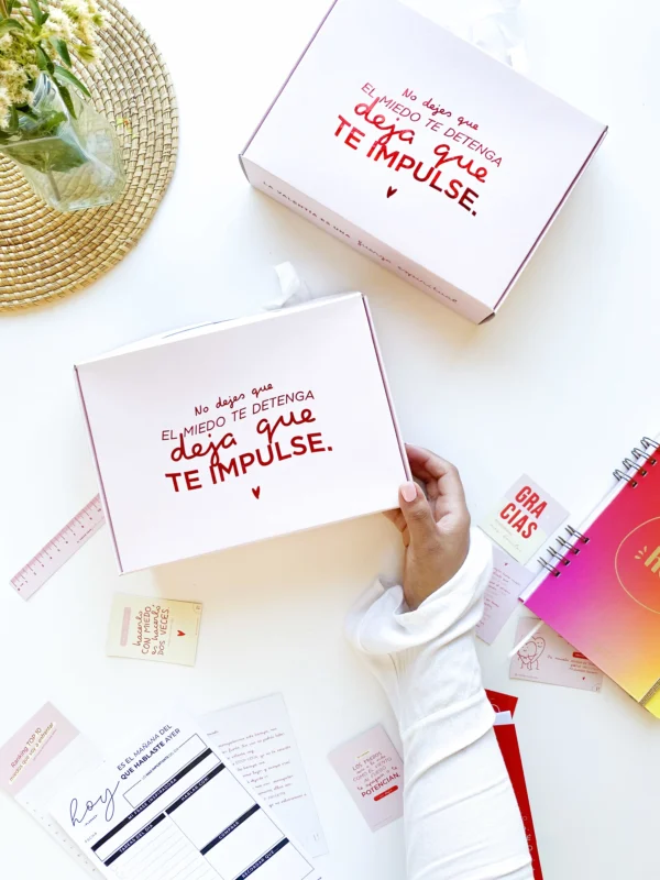 Kit box con cuaderno | "Valentía" - Imagen 3