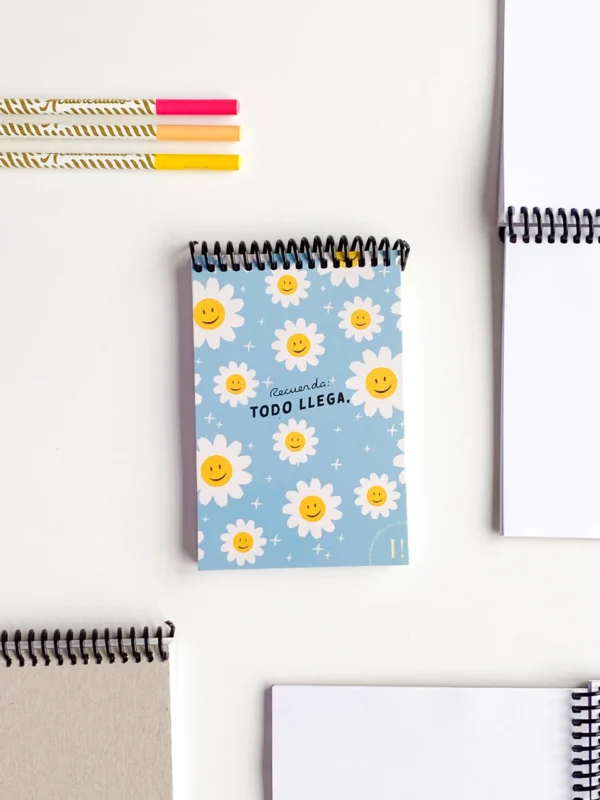 Libreta anillada "Todo llega"