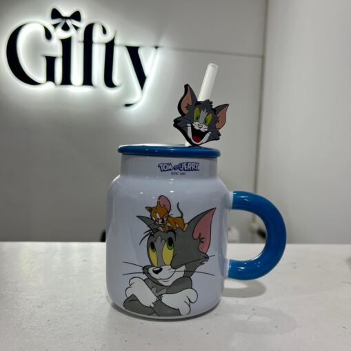 Taza con tapa de Tom