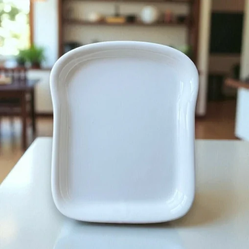 Tostada de ceramica blanca