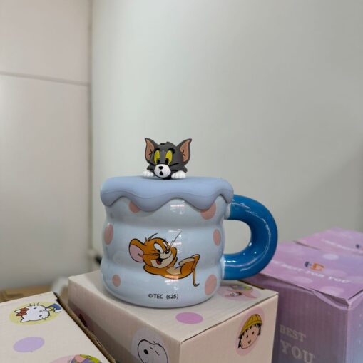 Taza con tapa Tom y Jerry