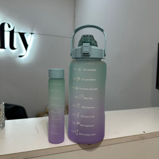 Botellas 2 lts + 300 ml de regalo (verde)