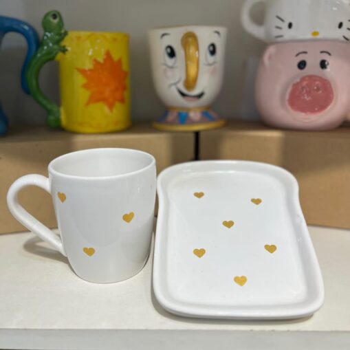 Taza Corazon dorada + plato tostada