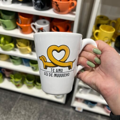 Taza Salchicha "Así de mucho"