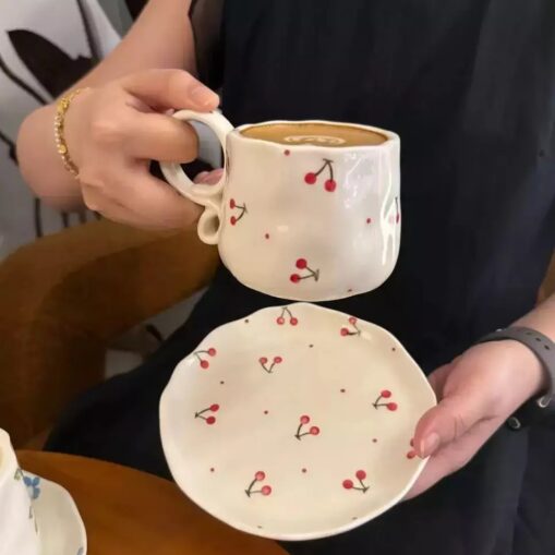 Combo taza + plato Importado "Cerezas"