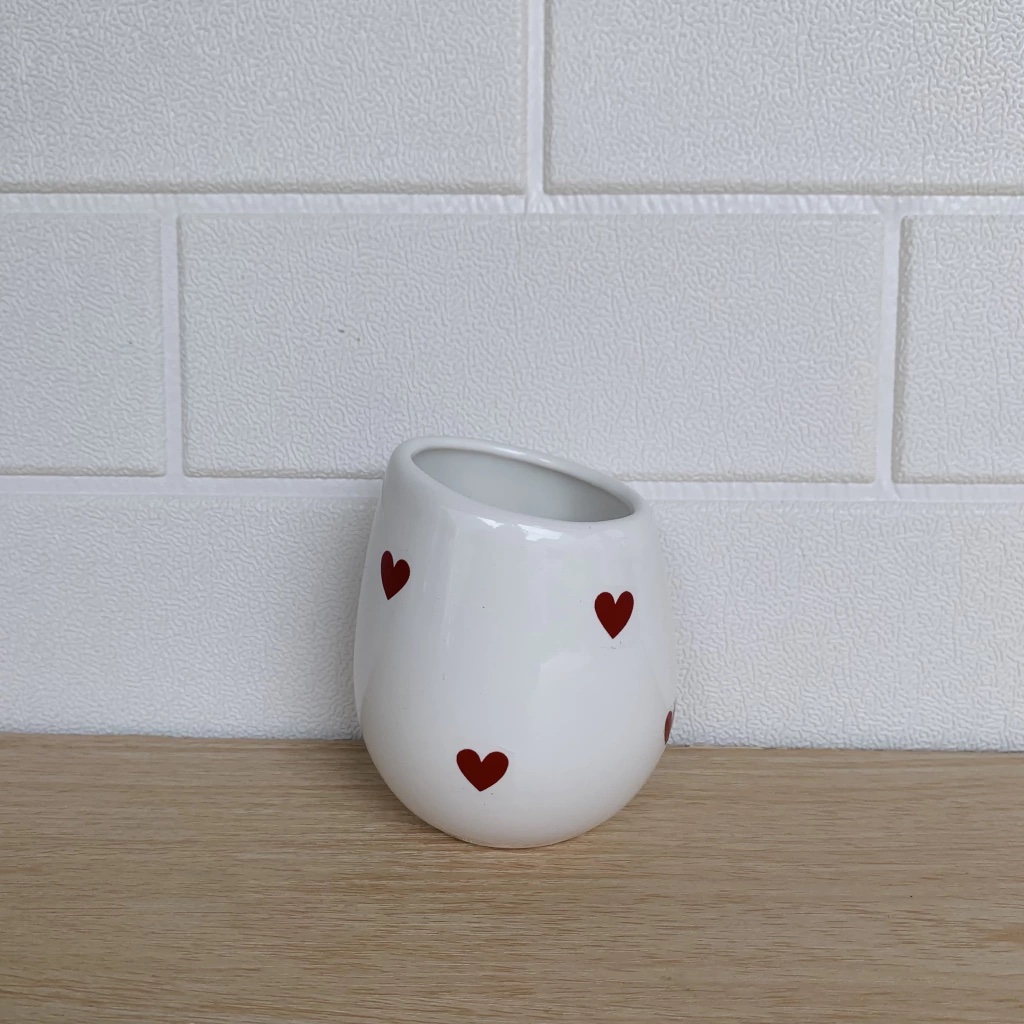 Mate de ceramica corazones rojo