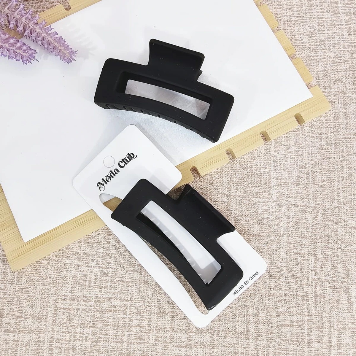 Broche Negro