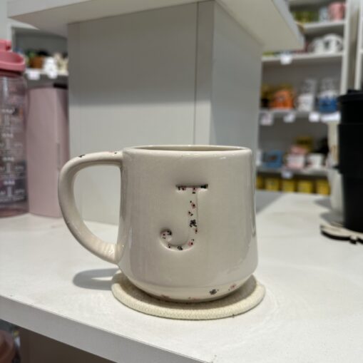 Taza inicial - J